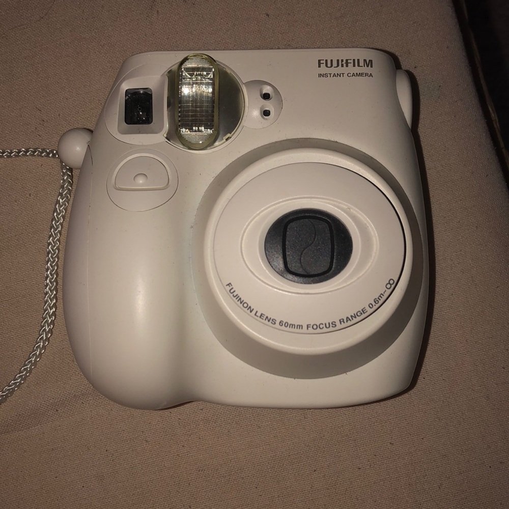 POLAROID CAMERA